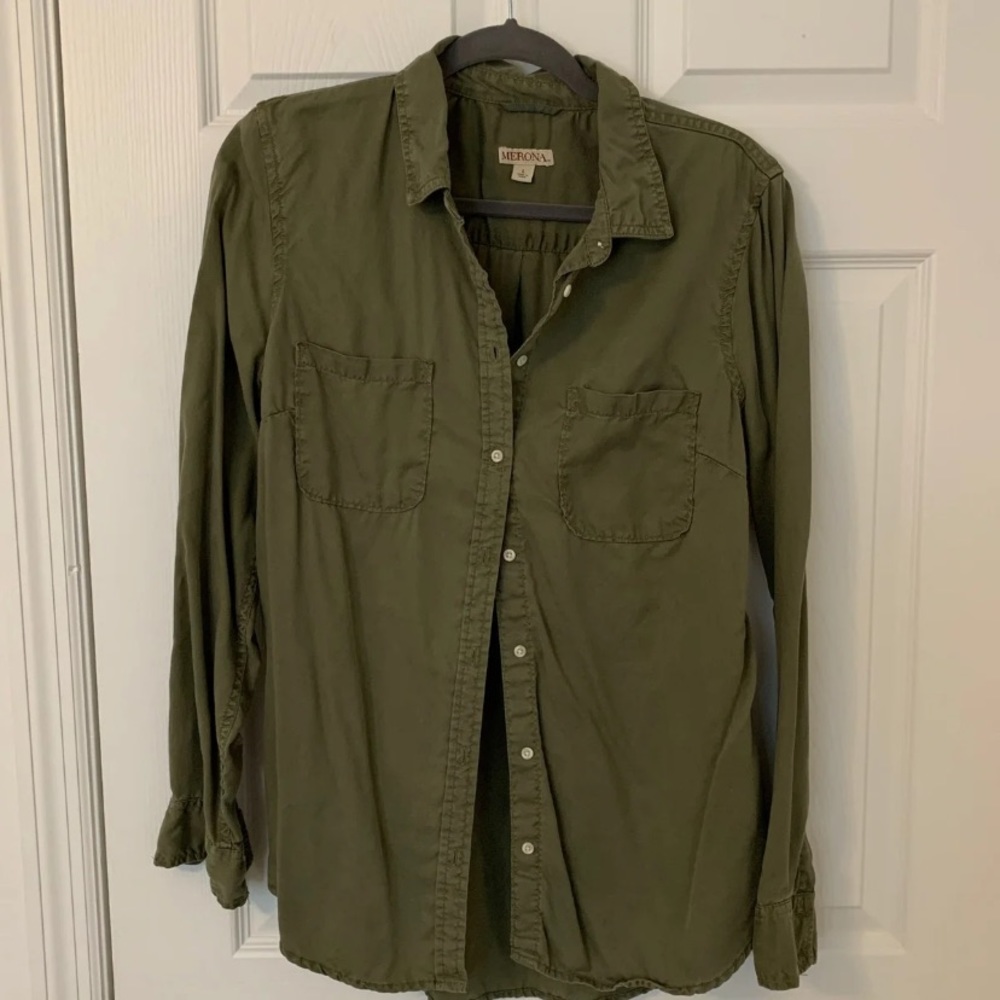 Merona button down shirt